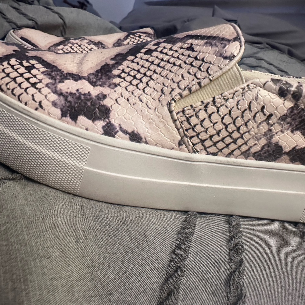 Steve Madden Pink and Black Snake Print Sneakers - Picture 9 of 13